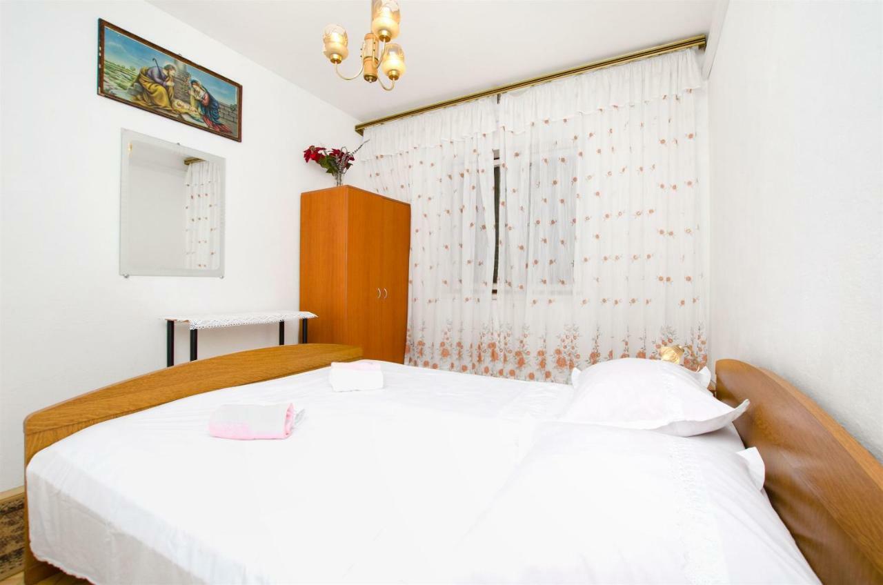 Apartments Ban Dugi Rat Habitación foto